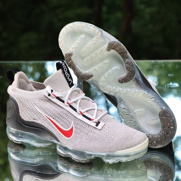 Nike Air VaporMax Flyknit 2021 Size 10 - Picture 5 of 14